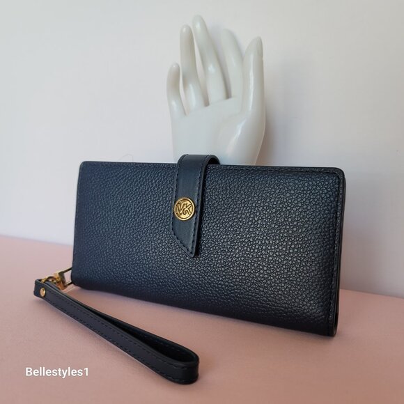 MICHAEL KORS Bifold Pebbled Leather Large Wallet/Wristlet- Navy color 🎈$88.⭐ - Picture 6 of 16